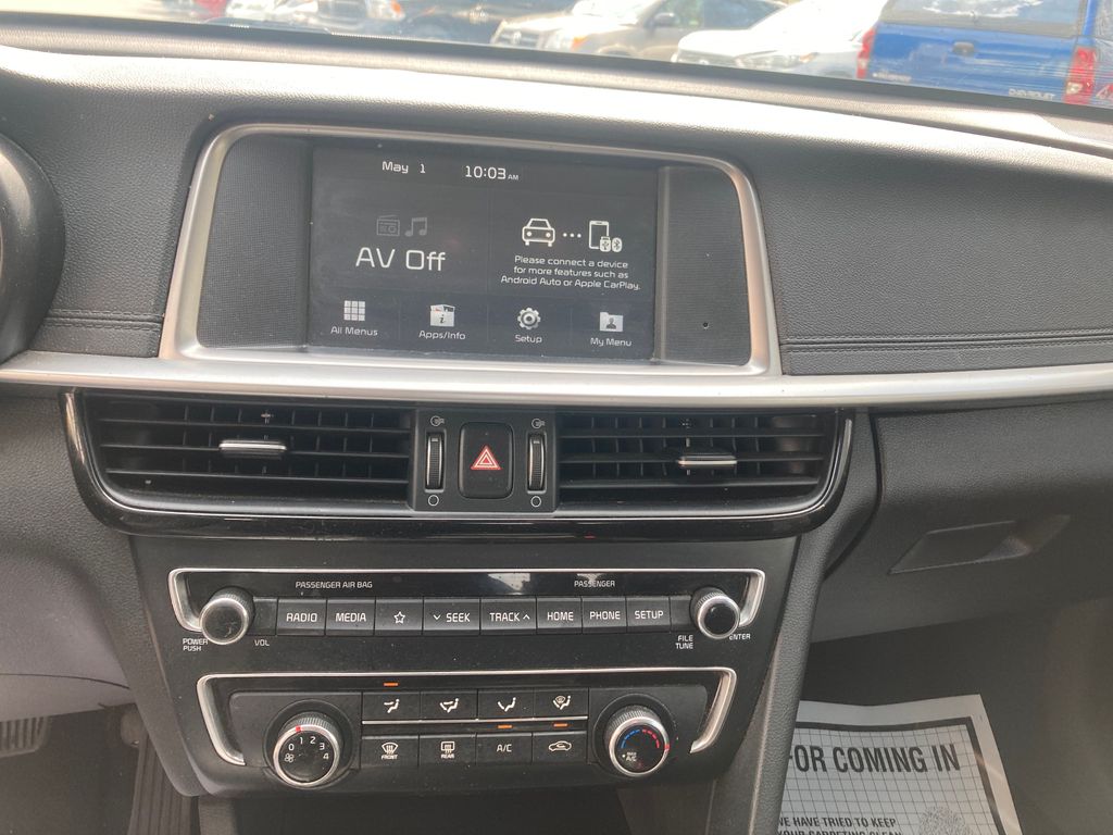 Vehicle image 22 of 37