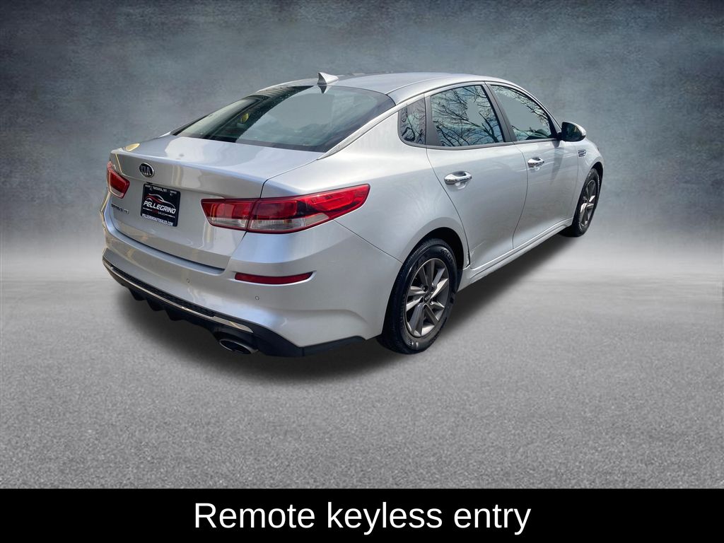 Vehicle image 3 of 37