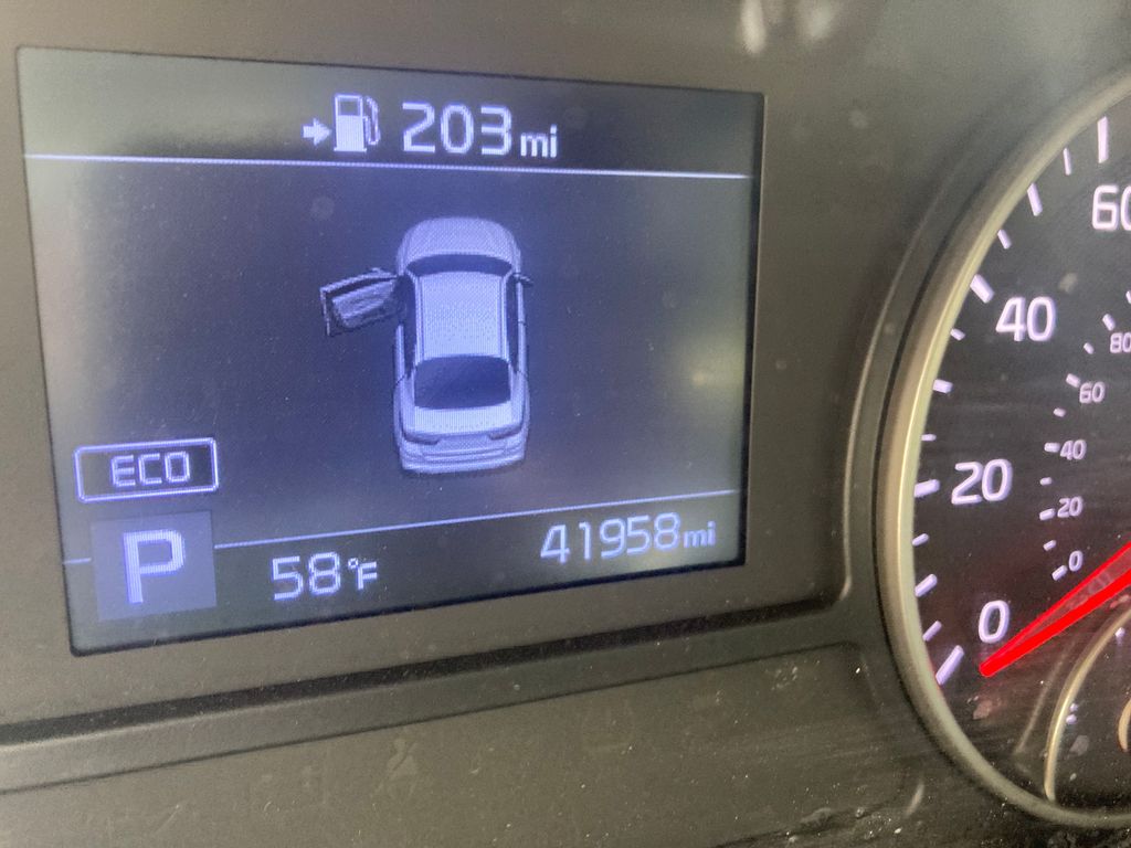 Vehicle image 20 of 37