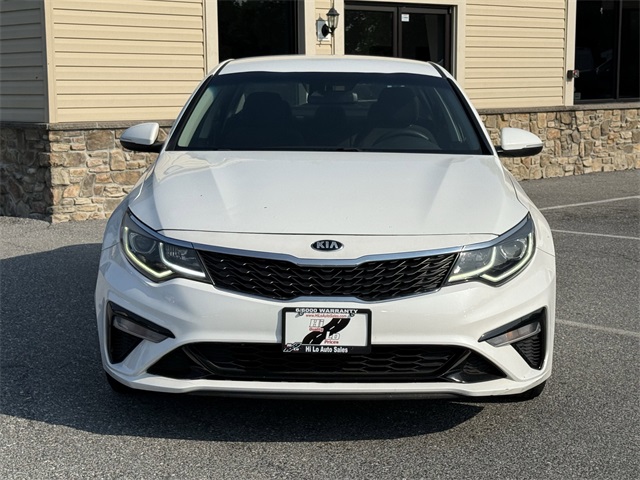 Vehicle image 2 of 24