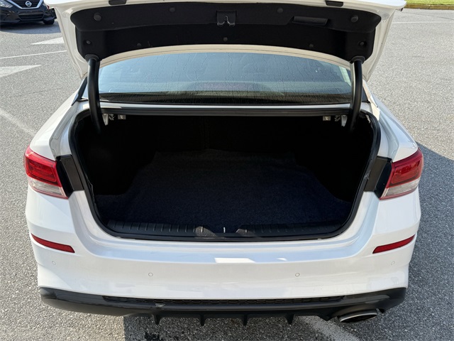 Vehicle image 12 of 24