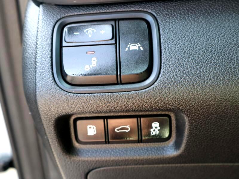 Vehicle image 21 of 22