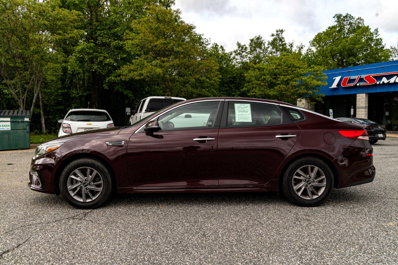 Vehicle image 9 of 24