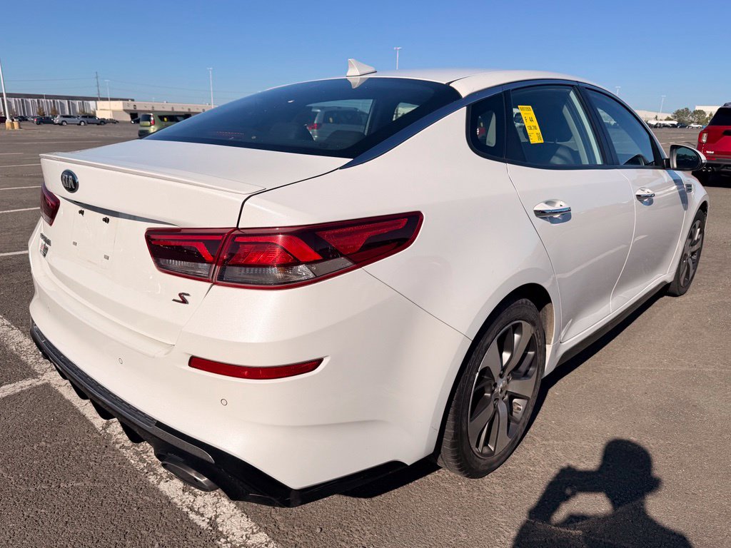 2020 Kia Optima S Image 3 of 26