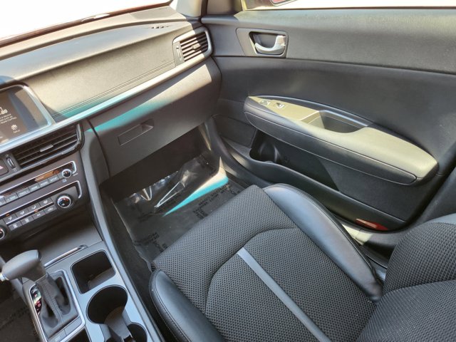 Vehicle image 16 of 36