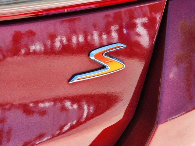 Vehicle image 11 of 36