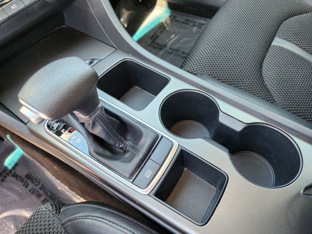 Vehicle image 27 of 36