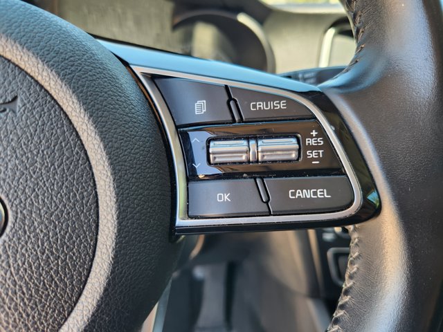 Vehicle image 31 of 36