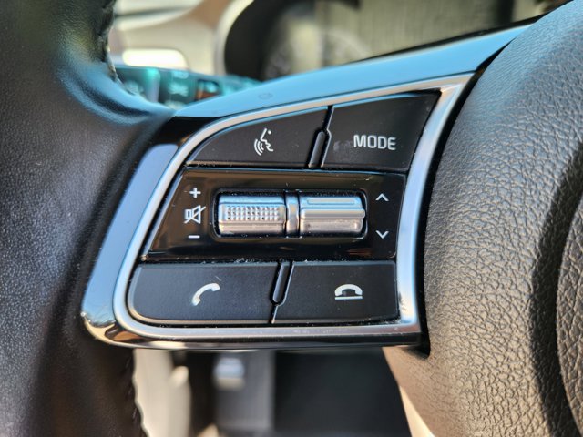 Vehicle image 29 of 36