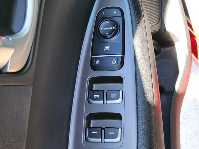 Vehicle image 18 of 36