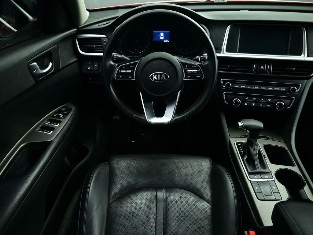 Vehicle image 26 of 72