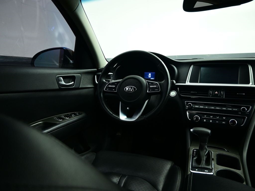 Vehicle image 31 of 72