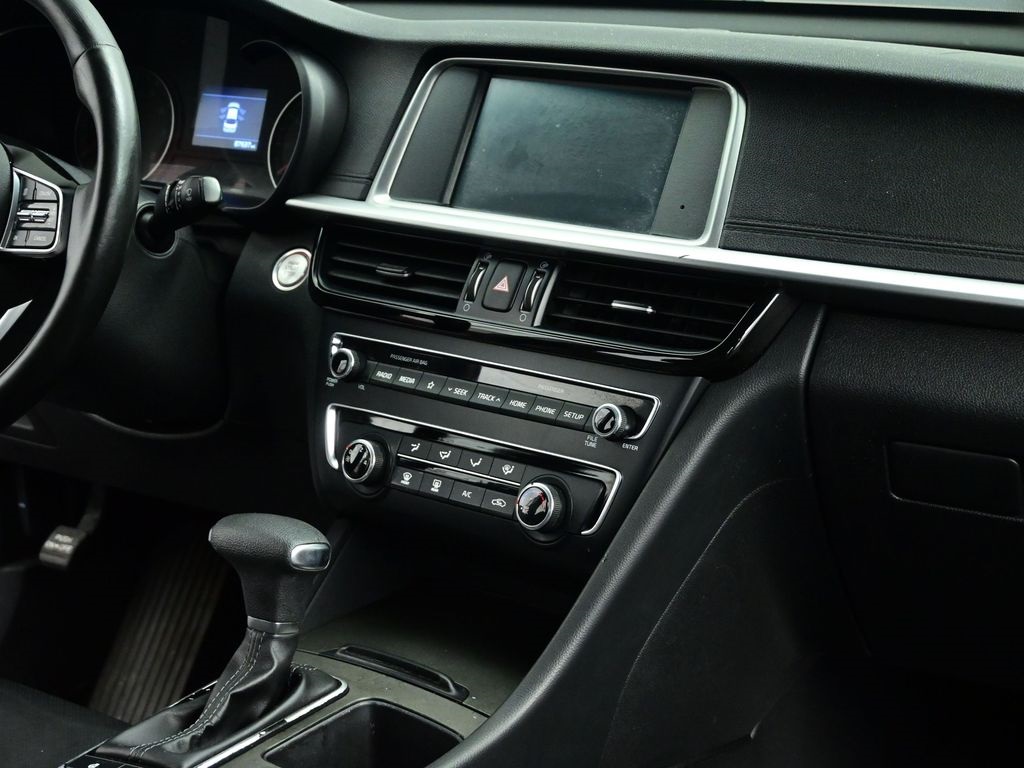 Vehicle image 69 of 72