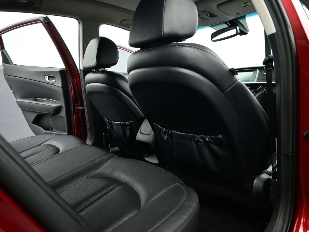 Vehicle image 66 of 72