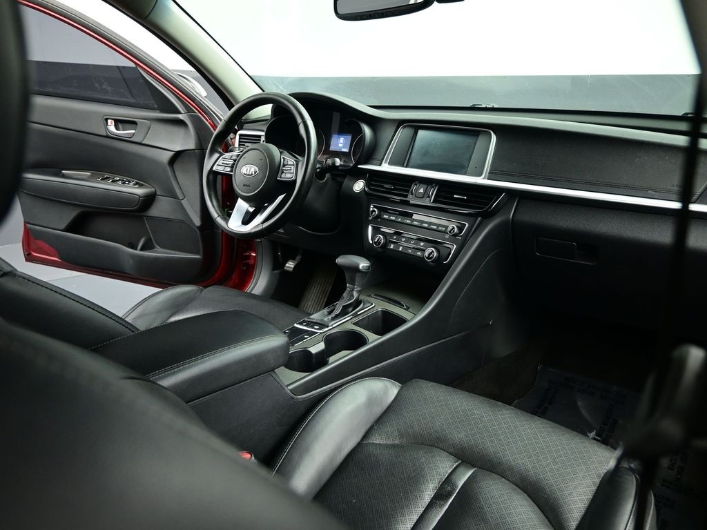 Vehicle image 68 of 72
