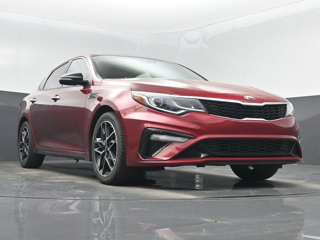 Vehicle image 13 of 72