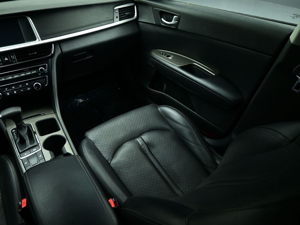 Vehicle image 39 of 72