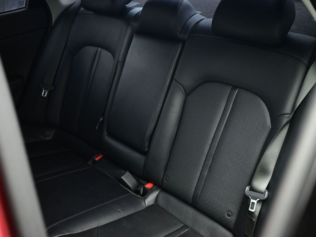 Vehicle image 56 of 72