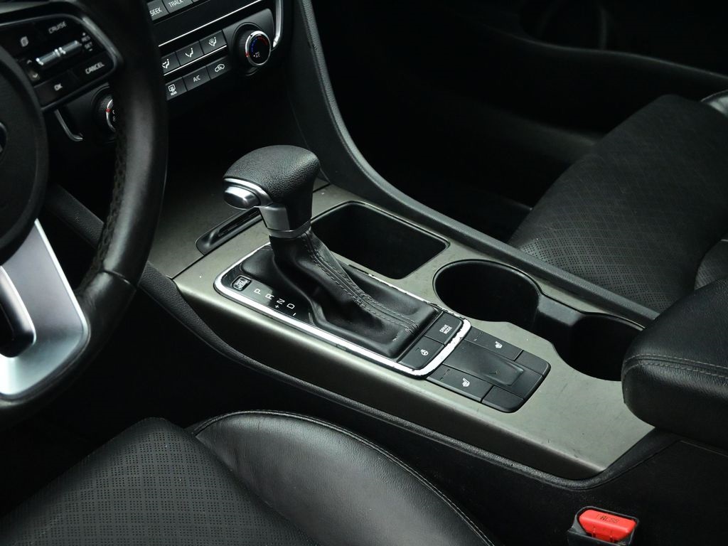 Vehicle image 42 of 72