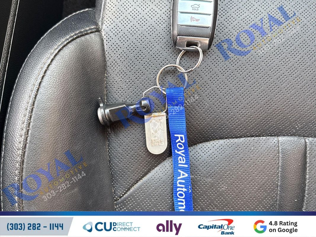 2020 Kia Optima SE Image 21 of 38