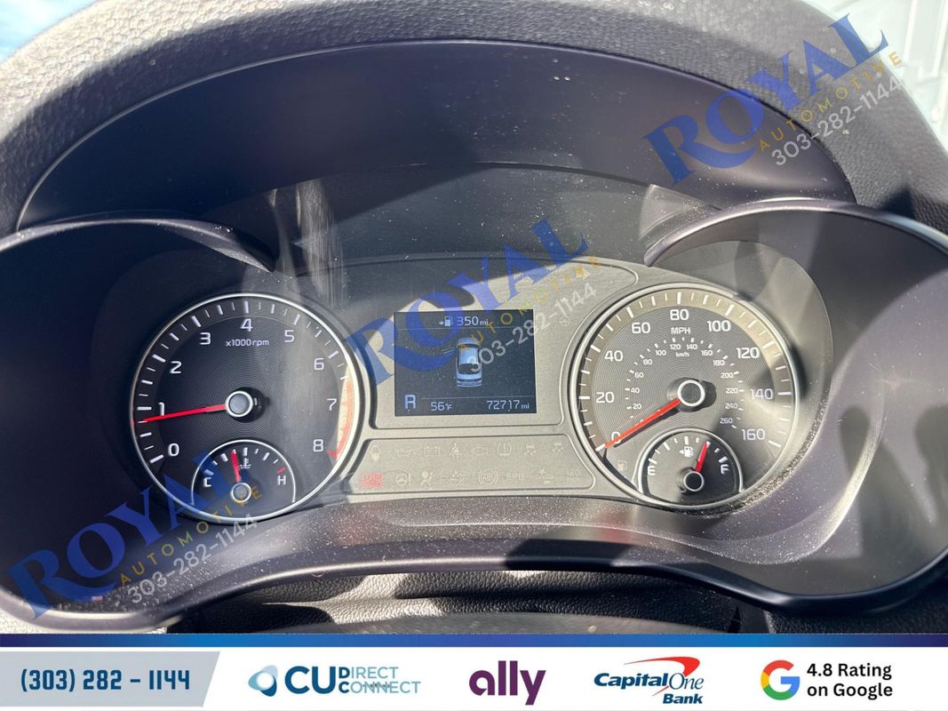 2020 Kia Optima SE Image 17 of 38