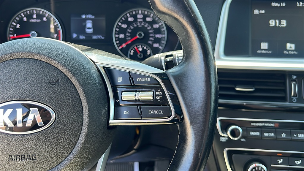 Vehicle image 20 of 46