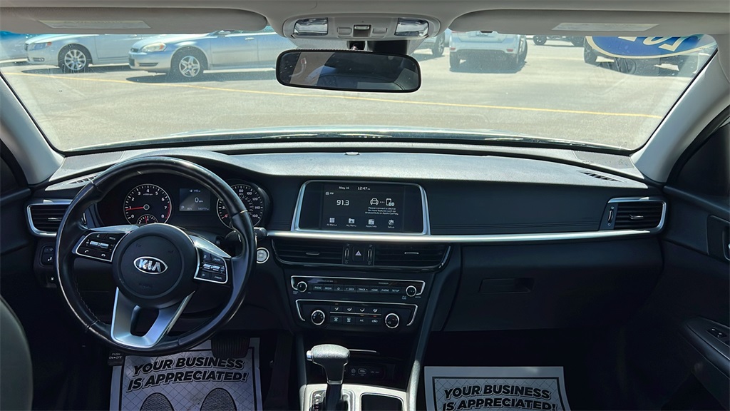 Vehicle image 14 of 46