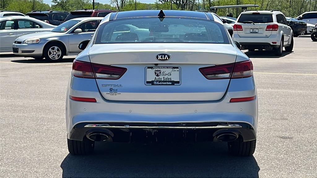 Vehicle image 6 of 46