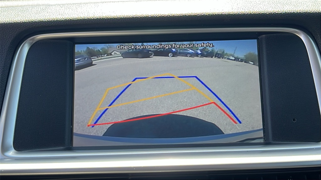 Vehicle image 27 of 46