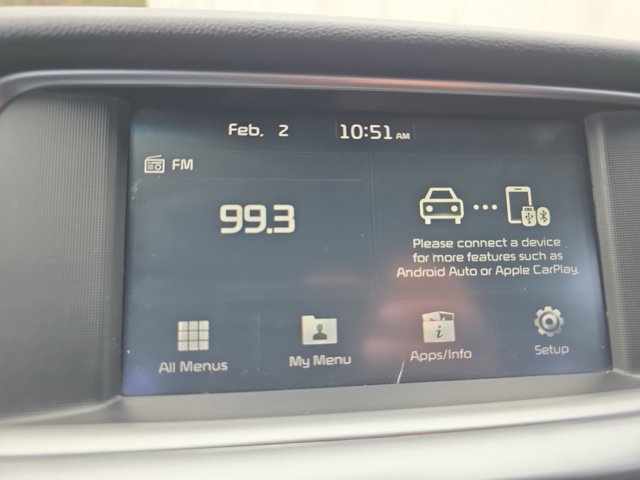 2020 Kia Optima SE Image 17 of 28