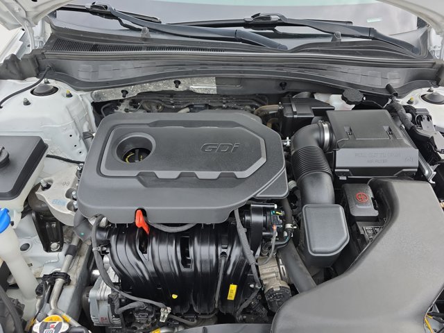 2020 Kia Optima SE Image 9 of 28