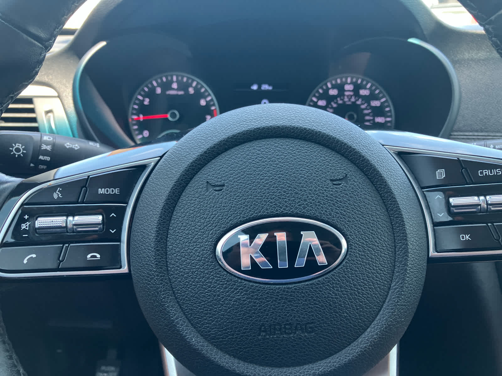 Vehicle image 13 of 30