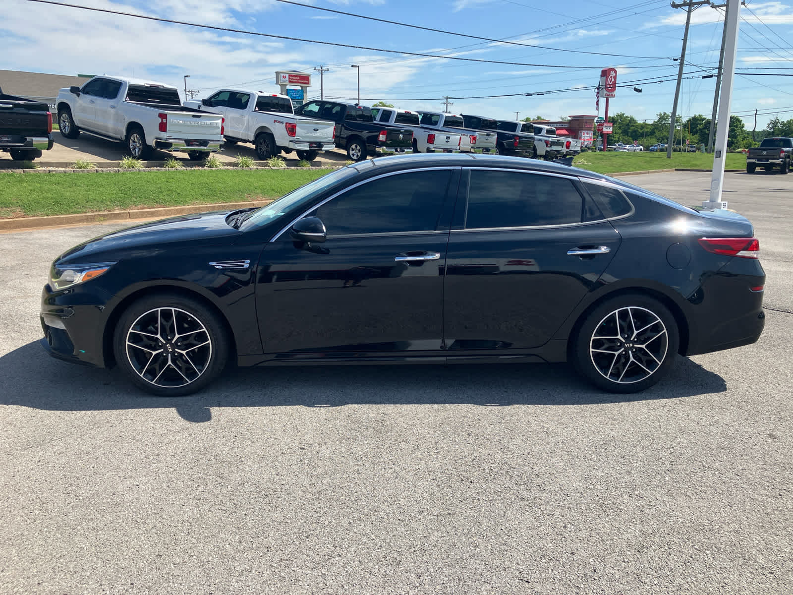 Vehicle image 8 of 30