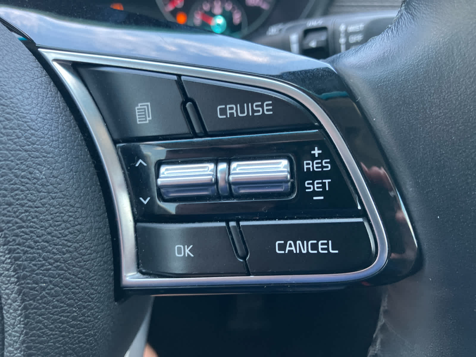 Vehicle image 20 of 30