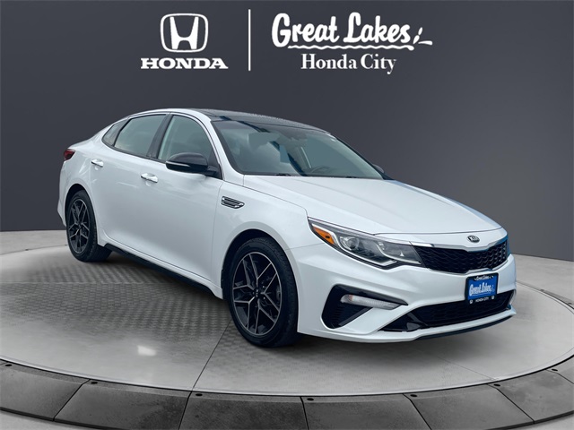 Vehicle image 3 of 15