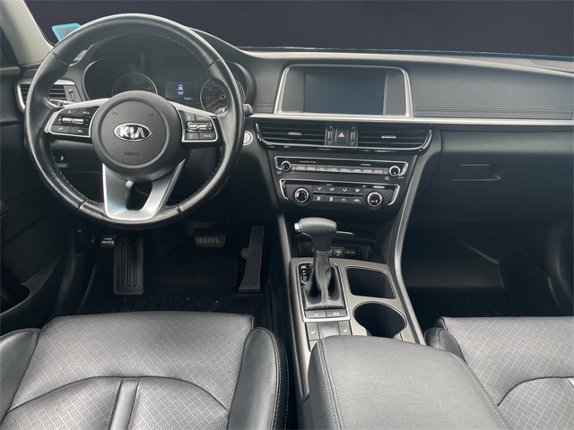 Vehicle image 12 of 15