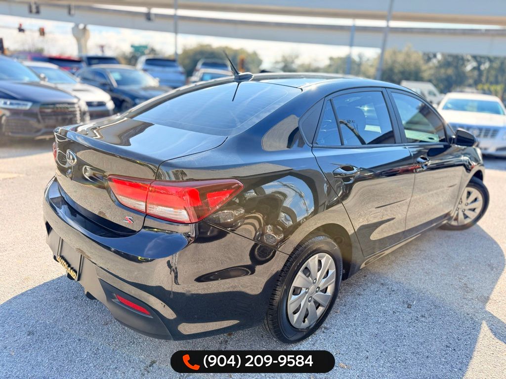2020 Kia Rio S Image 3 of 43