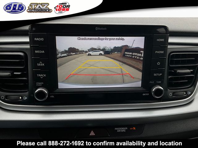 Vehicle image 20 of 22