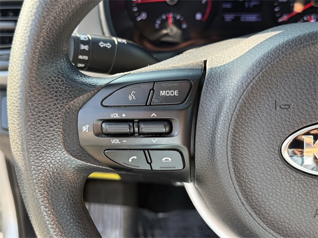 Vehicle image 22 of 23