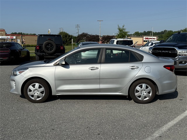 Vehicle image 8 of 23