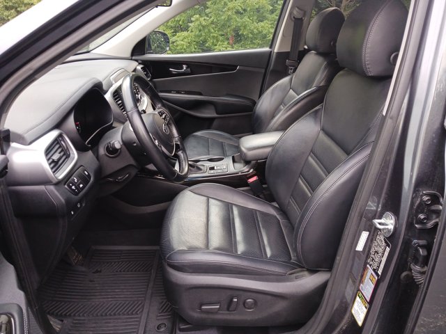 Vehicle image 12 of 29