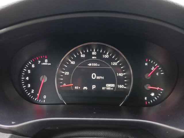 Vehicle image 17 of 29