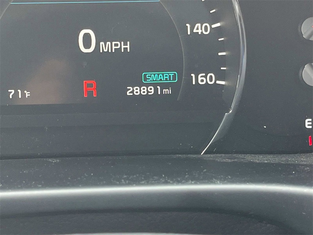 Vehicle image 19 of 41