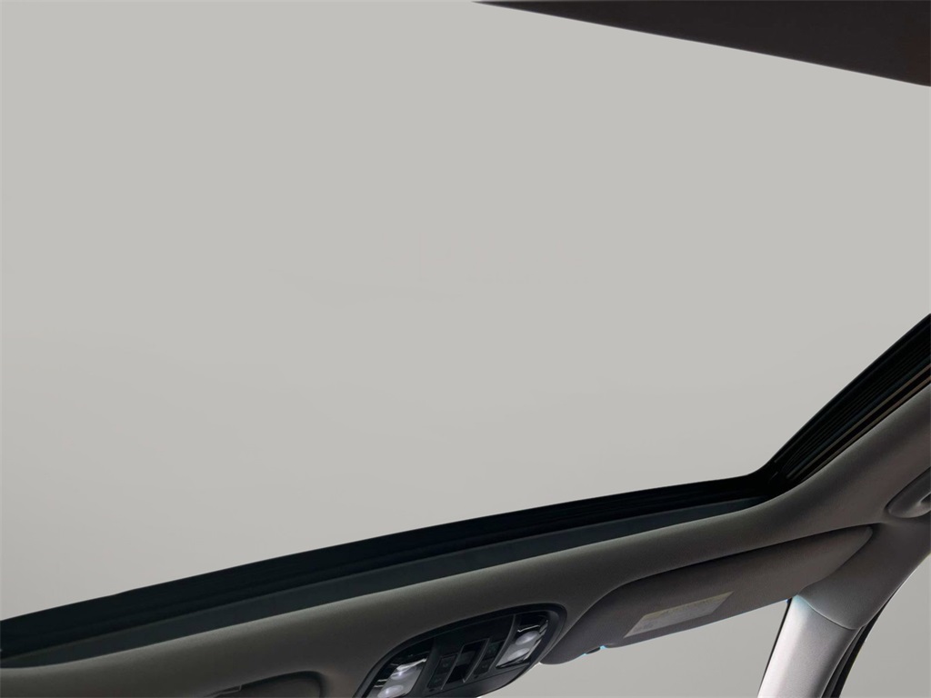 Vehicle image 27 of 41