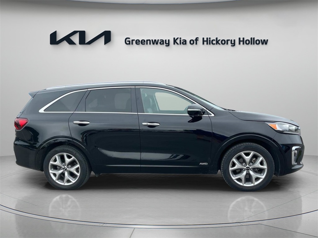 Vehicle image 4 of 41