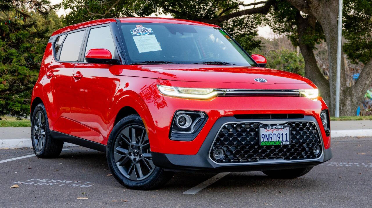 Vehicle image 4 of 30