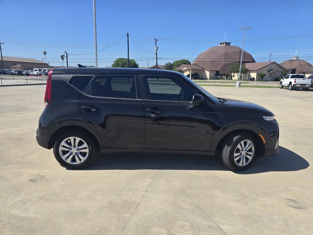 Vehicle image 7 of 10