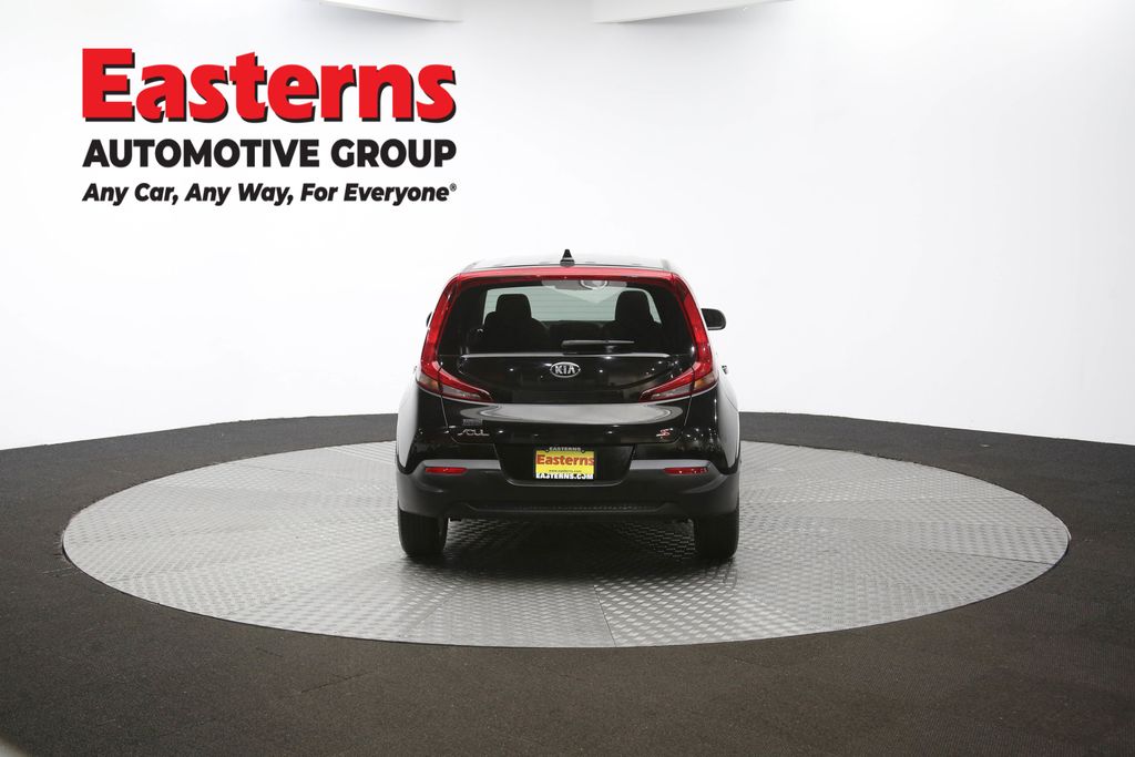 Vehicle image 28 of 63