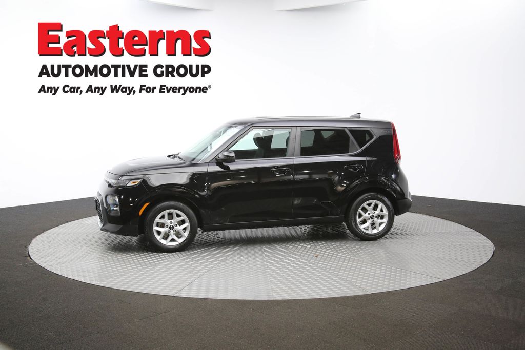 Vehicle image 7 of 63