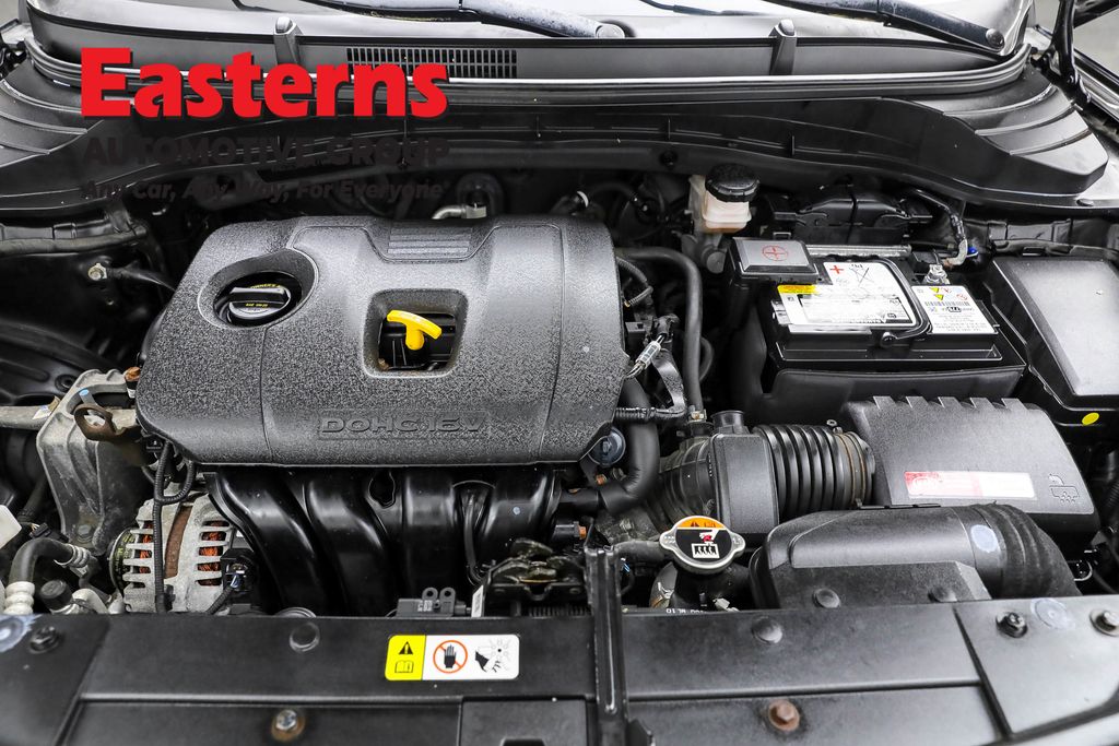 Vehicle image 37 of 63